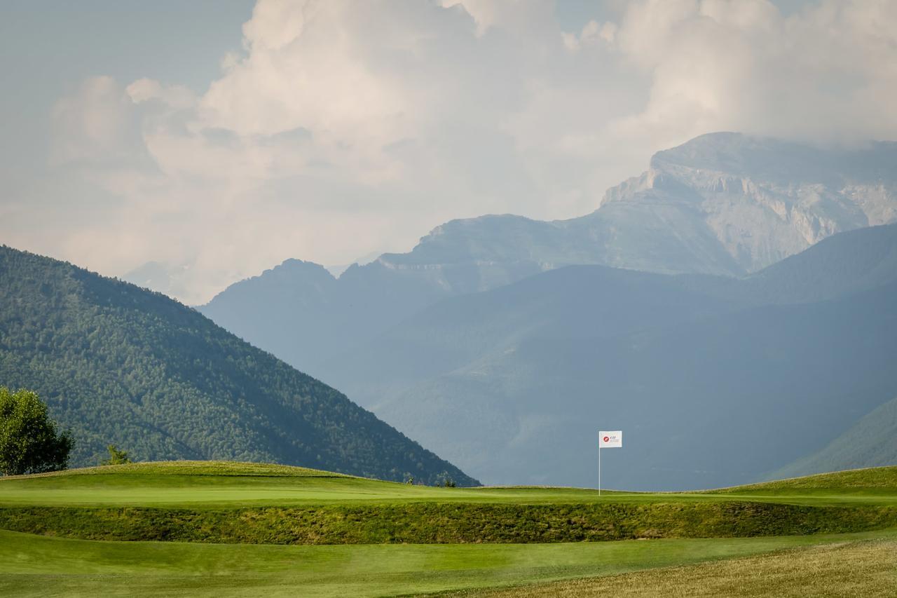 ​Exe Las Margas Golf Latas ภายนอก รูปภาพ
